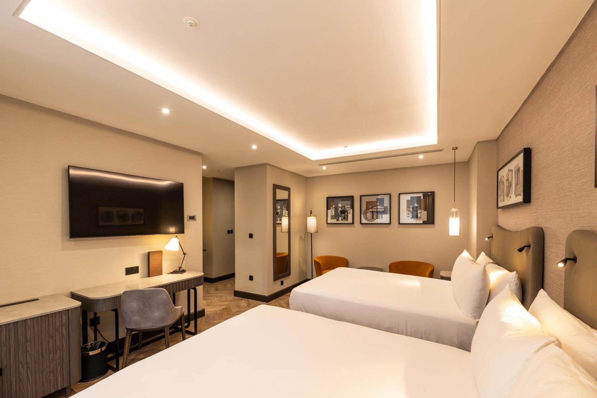 Hotel Doubletree By Hilton London Victoria Zewnętrze zdjęcie