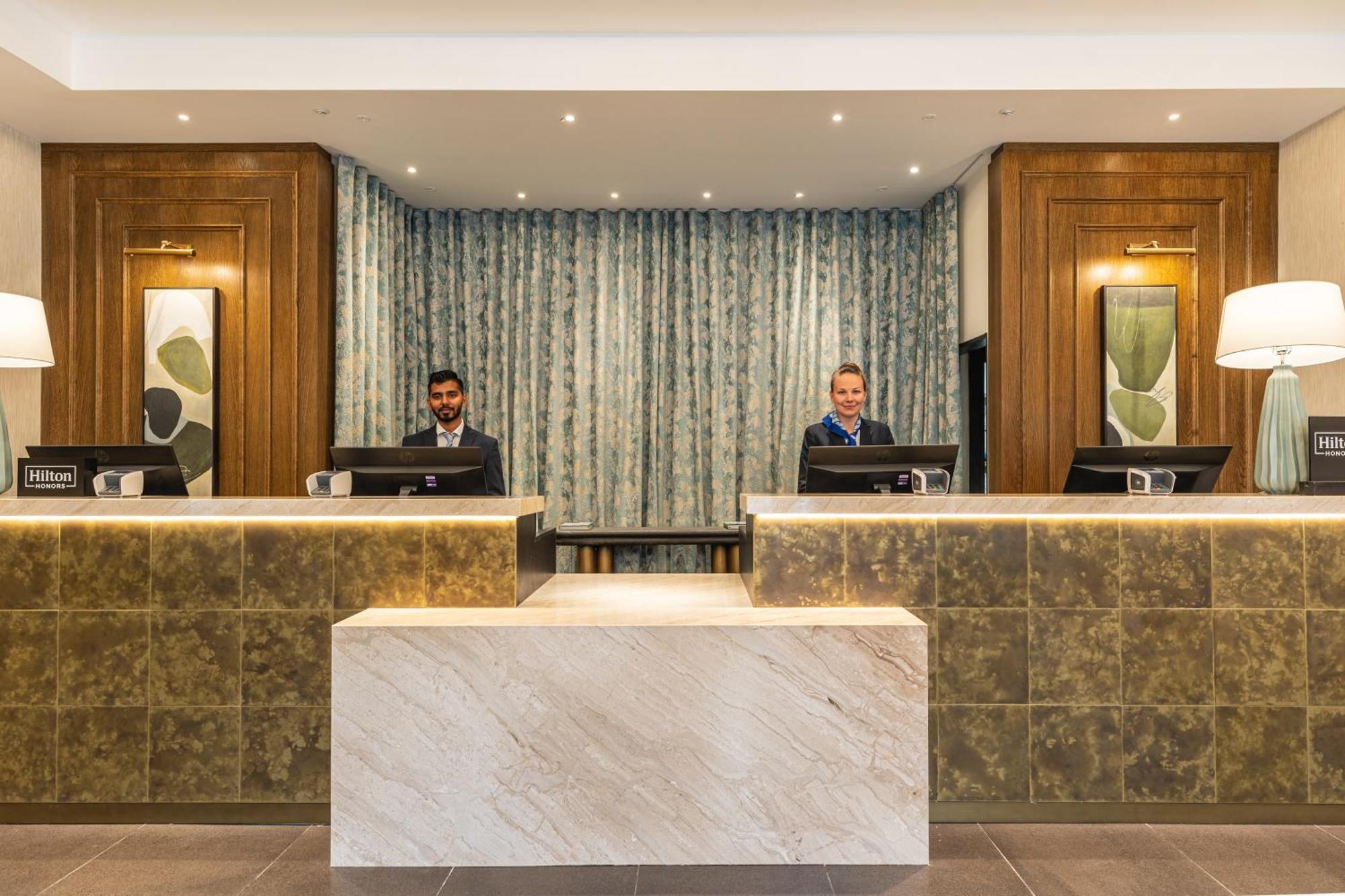 Hotel Doubletree By Hilton London Victoria Zewnętrze zdjęcie